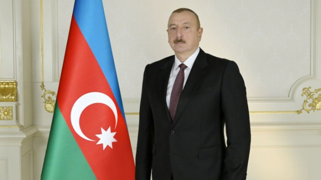 Albaniya Prezidentinin rəsmi qarşılanma mərasimi olub