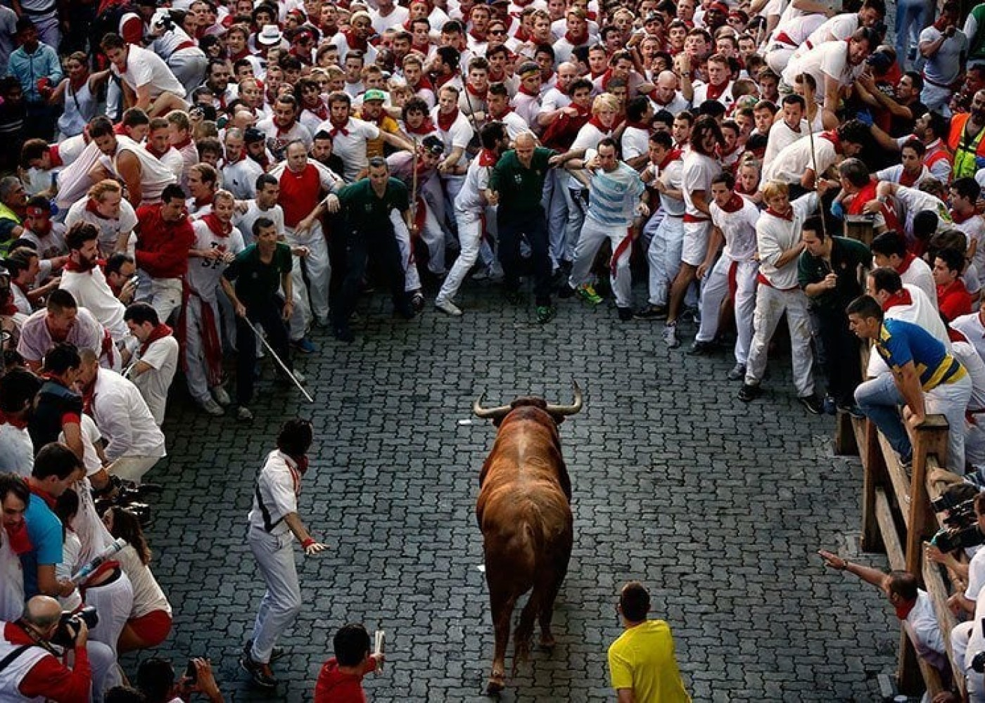 İspaniyada məşhur San Fermin festivalı başlayıb - Yaralılar var