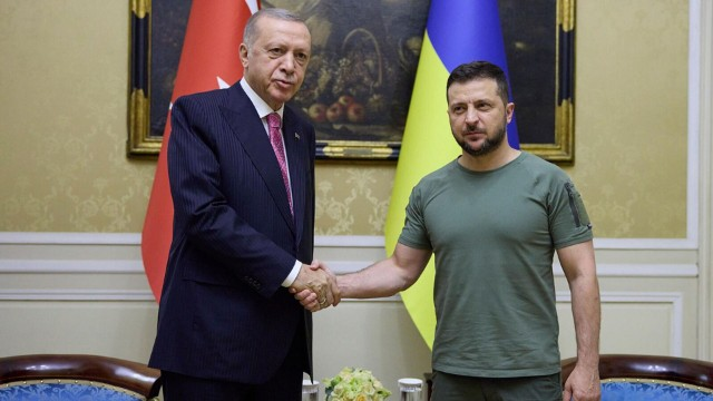 “Ukrayna NATO üzvü olmağa layiqdir” - Ərdoğan