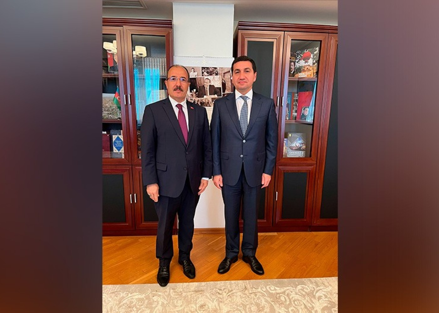 Hikmət Hacıyev Türkiyə səfiri ilə müzakirə APARDI Hikmət Hacıyev Türkiyə səfiri ilə müzakirə APARDI