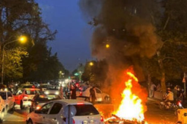 Qərbi Azərbaycan əyalətində əhali ayağa qalxdı: Tonqallar qalandı, yollar bağlandı