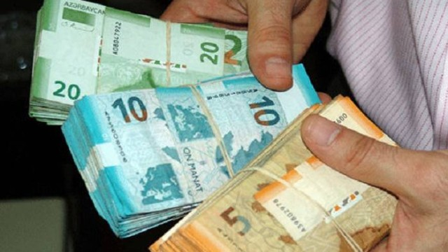 Azərbaycanda əhalinin gəlirləri 15 % artıb