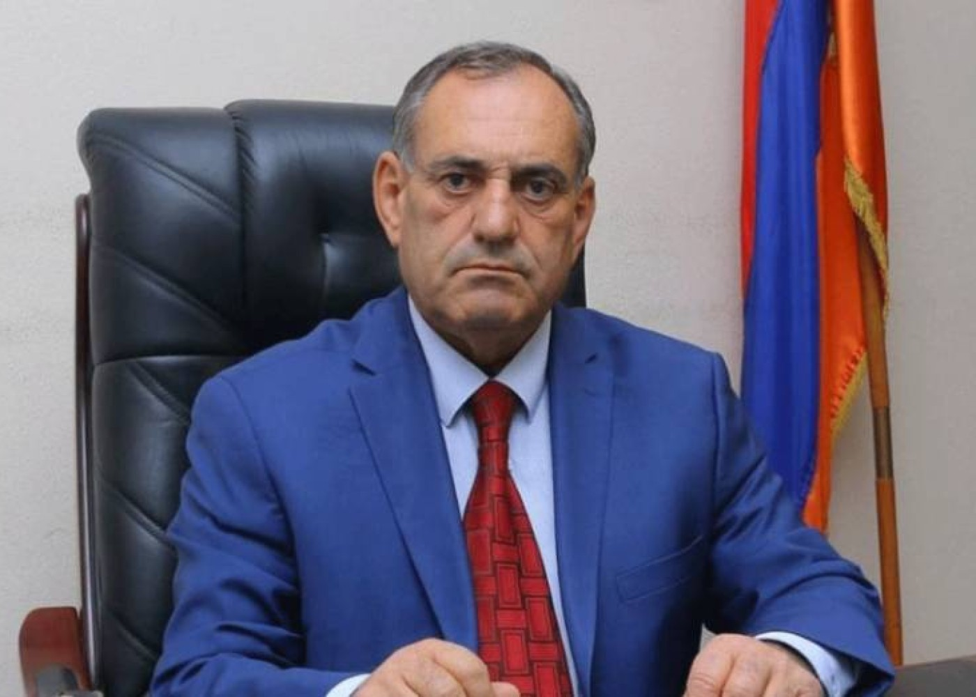 Ermənistanda mer istefa verdi