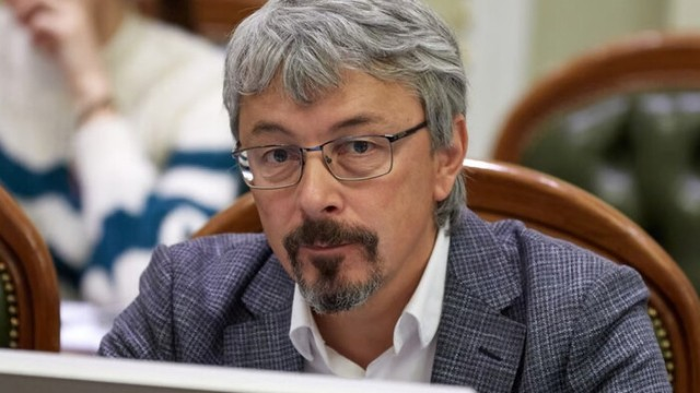 Ukraynada nazir istefa verdi