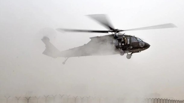 İraqda hərbi helikopter qəzaya düşdü - Yaralılar var