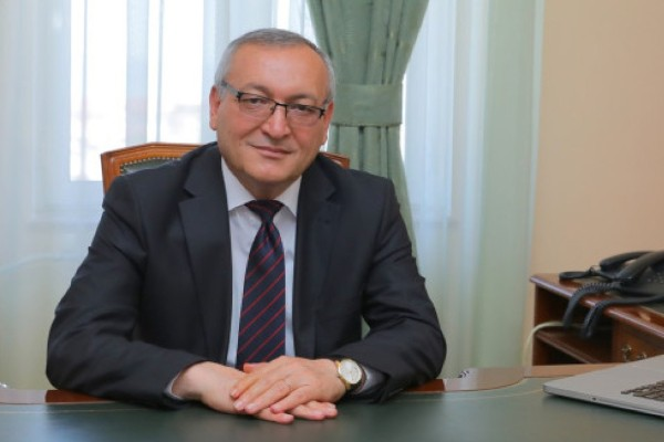 Daha bir separatçı Qarabağdan qaçır