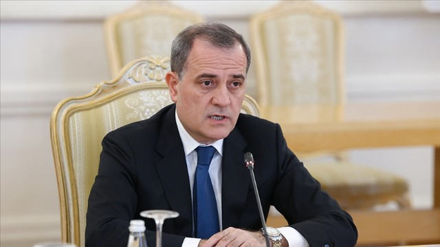 Ceyhun Bayramov Avropada Quranın yandırılmasından danışdı