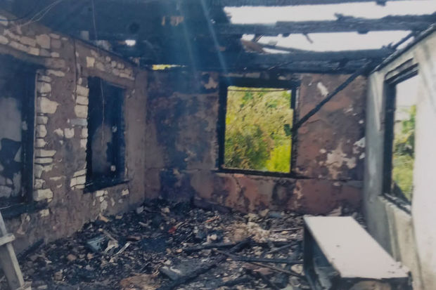 Tovuzda vətəndaşa məxsus evi yandırmaqda və oğurluq etməkdə şübhəli bilinən şəxslər saxlanılıblar