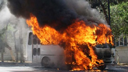Sumqayıtda sərnişin avtobusu yandı