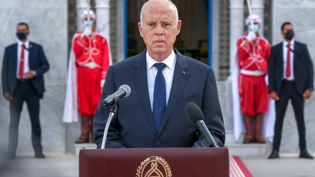 Tunis prezidenti baş naziri dəyişdi
