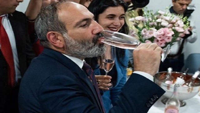 Paşinyan su böhranından gileyləndi