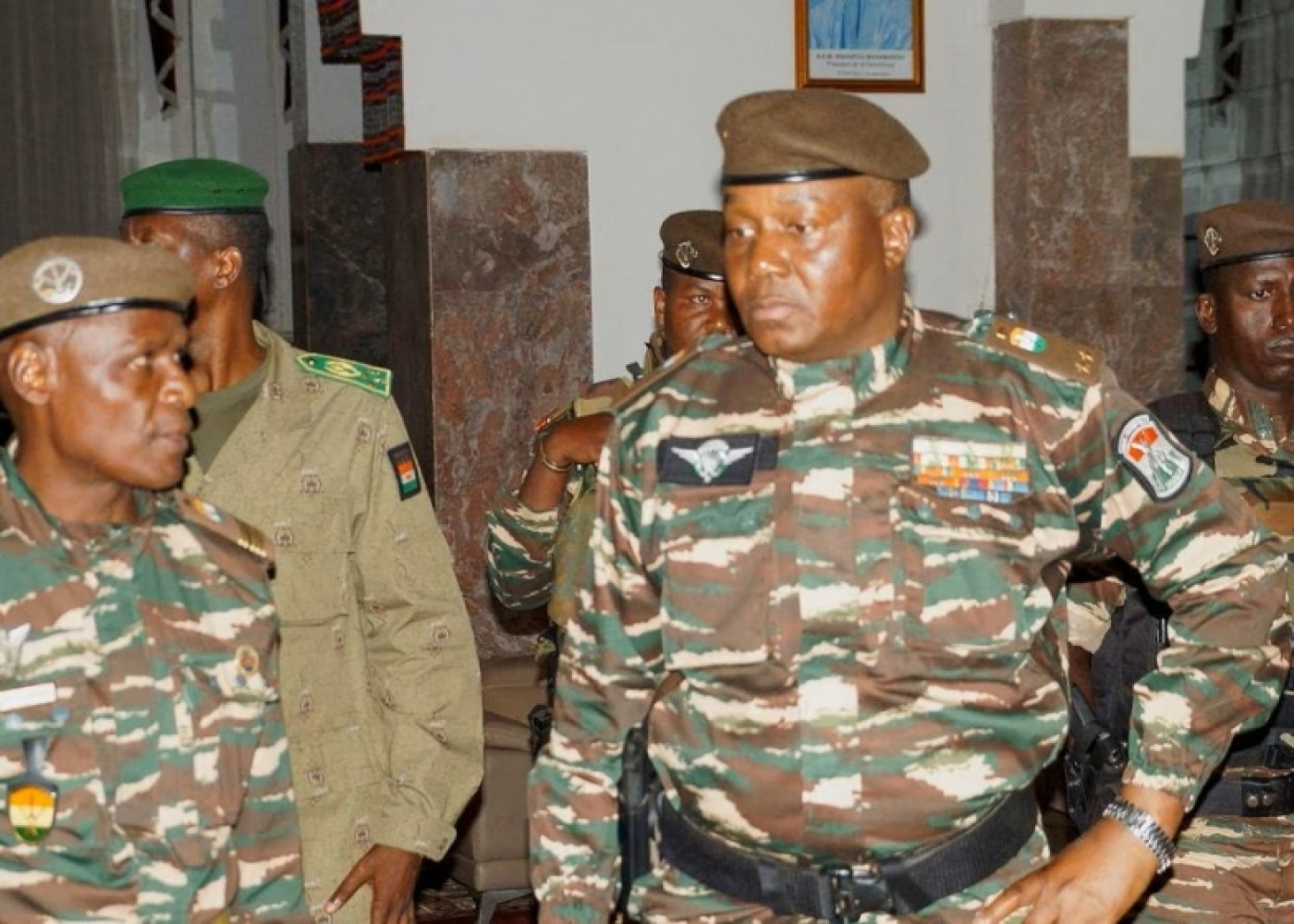 Niger üsyançılarına sabaha qədər vaxt verildi