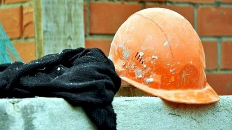 Balakəndə usta təmir işləri aparan zaman yıxılaraq öldü