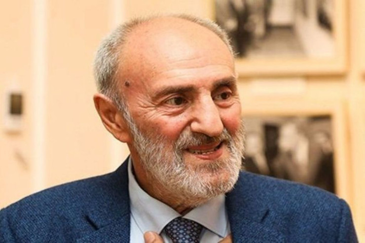 Akif İslamzadə: “Bu böyük diqqət məni kövrəltdi”