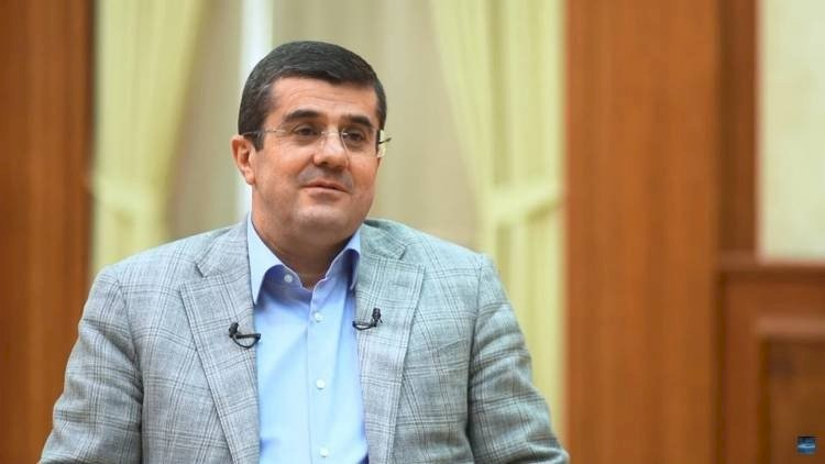 Araik 6 saatlıq iclasdan sonra istefa verib - Şok detallar üzə çıxdı