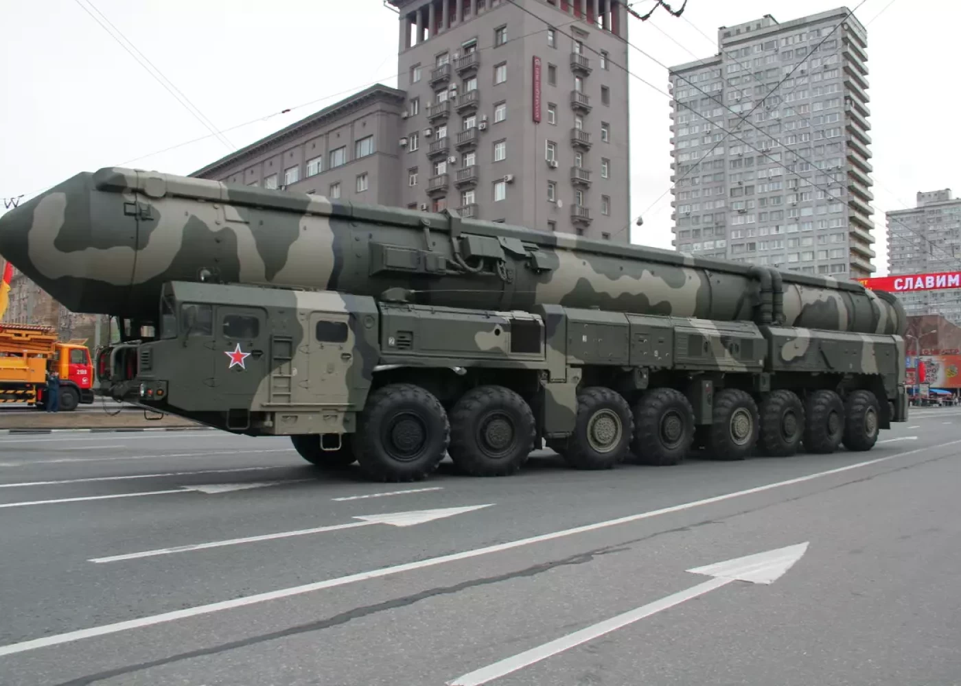 Rusiya qitələrarası ballistik raketini döyüş vəziyyətinə gətirdi