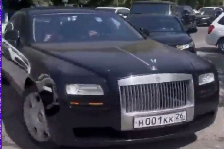 Bahalı çeçen TOYU: 14 "Rolly Royce" - VİDEO