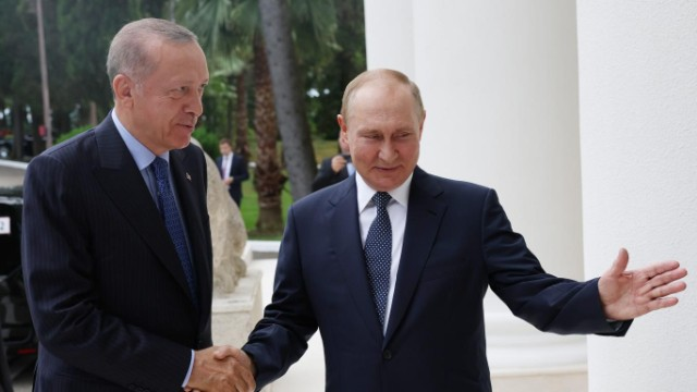 Ərdoğan "Putinə güvənirsinizmi?" sualına belə cavab verdi Ərdoğan "Putinə güvənirsinizmi?" sualına belə cavab verdi