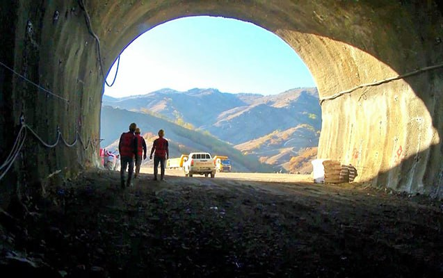 Separatçılar minanı Şuşa yolundakı yeni tunelə QOYUBLARMIŞ – DETALLAR Separatçılar minanı Şuşa yolundakı yeni tunelə QOYUBLARMIŞ – DETALLAR