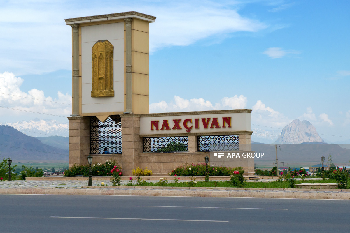 Naxçıvanda YENİ HƏBSLƏR GÖZLƏNİLİR... - Yeyilən milyonlar KİMİN AYAĞINA YAZILIR?.. Naxçıvanda YENİ HƏBSLƏR GÖZLƏNİLİR... - Yeyilən milyonlar KİMİN AYAĞINA YAZILIR?..