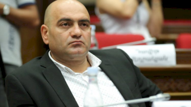 Mitinqə çıxan erməni deputat həbs edildi