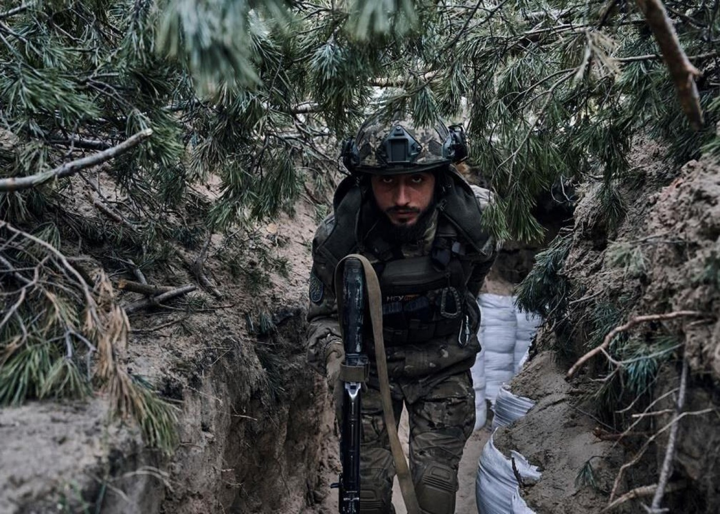 "Azov" döyüşçüləri ukraynalı hərbçiləri güllələdilər