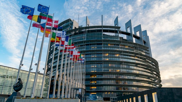 Avroparlament Ukraynaya 50 milyard avro ayırdı