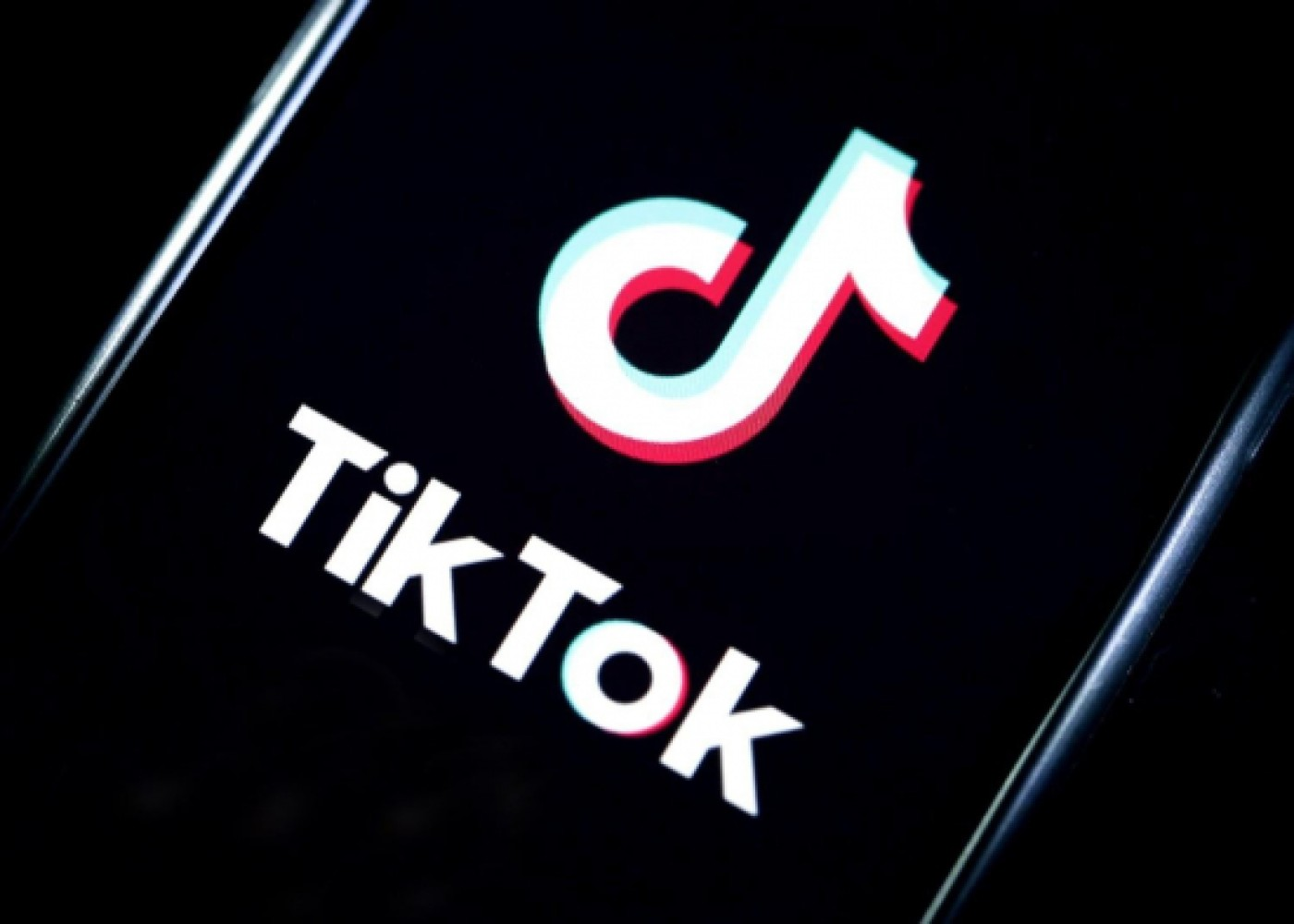 “TikTok” Azərbaycan üzrə 370 mindən çox videonu silib