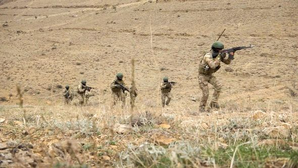 Azərbaycan Ordusu Naxçıvanda xüsusi təyinatlılar və PUA-ların iştirakı ilə təlim keçib - FOTO