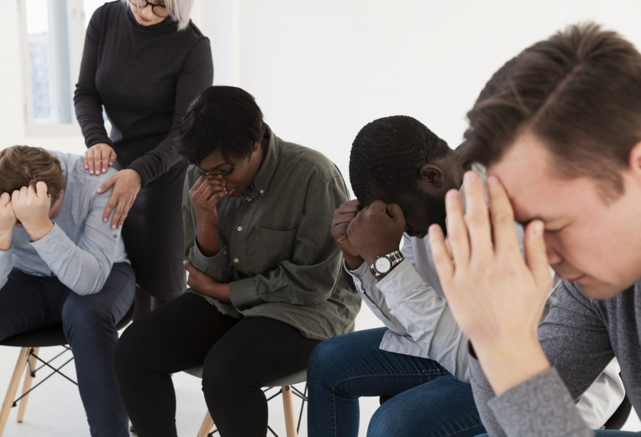 Aİ əhalinin depressiyası səbəbindən hər il 600 milyard avro itirir