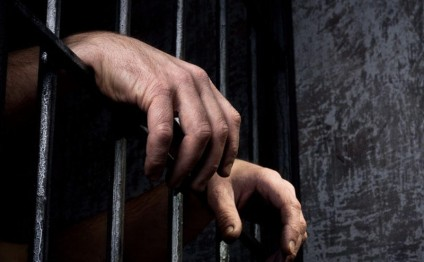 Azərbaycan beynəlxalq axtarışda olan Türkiyə vətəndaşını ölkəsinə təhvil verdi