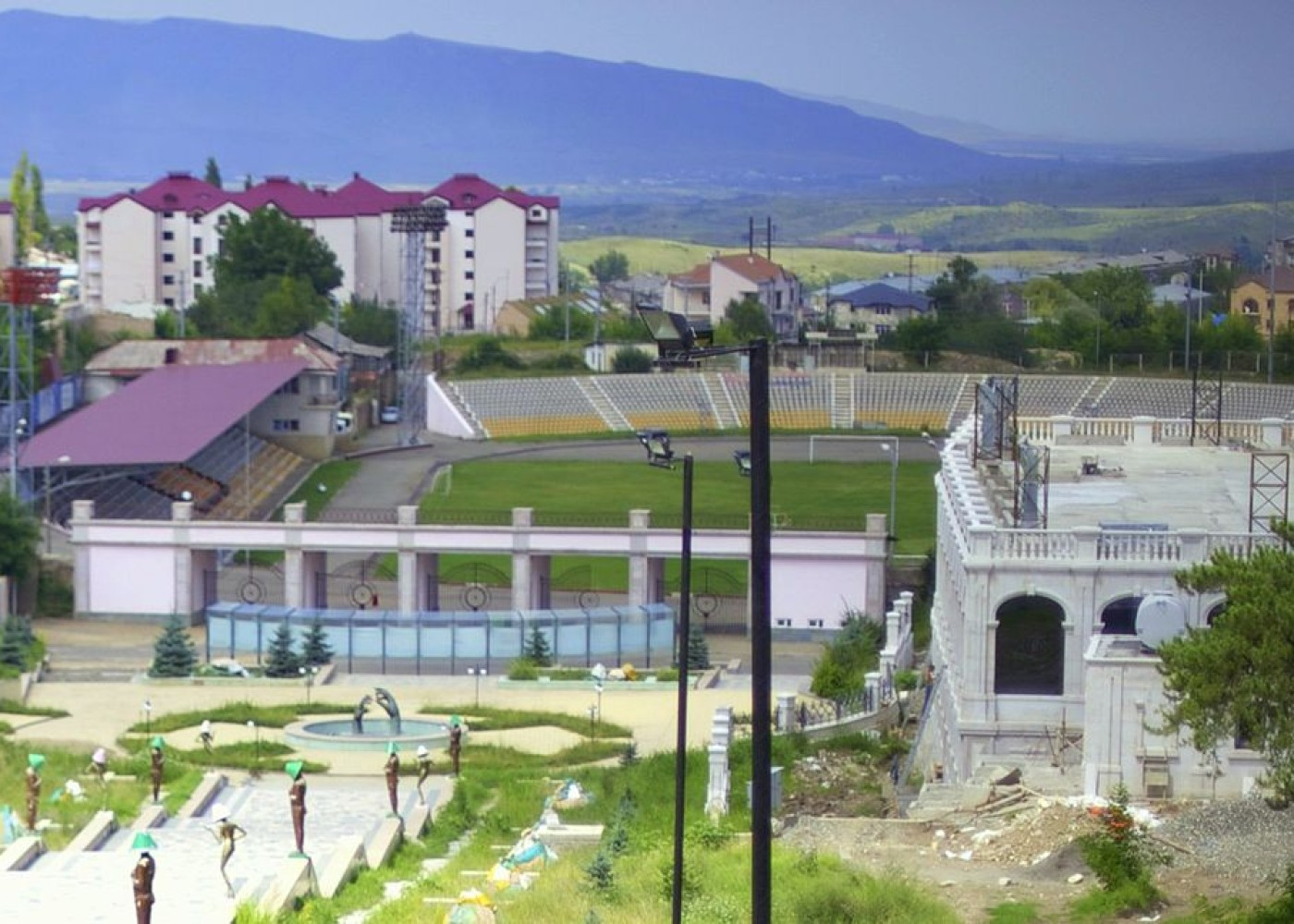 Xankəndi stadionunda bərpa işləri aparılır - FOTO