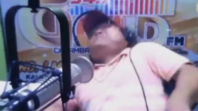 Radio aparıcısını canlı yayım zamanı öldürdülər