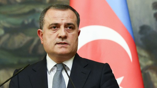 Ceyhun Bayramov Serbiyaya getdi