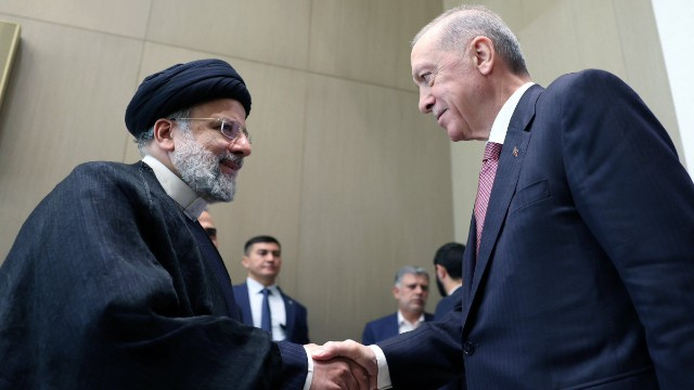 "İslam dünyası İsrailə təzyiq göstərməlidir" - Ərdoğan