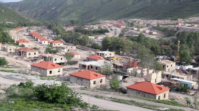 Laçın şəhəri və Zabux kəndi təbii qazla təmin edilir - VİDEO
