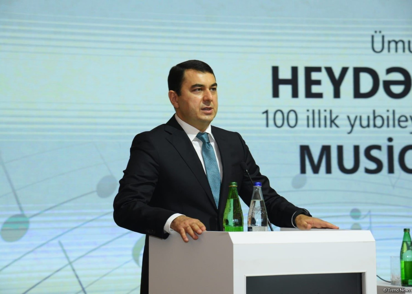 Qarabağda ermənilər tərəfindən beş milyondan çox kitab məhv edilib - Nazir