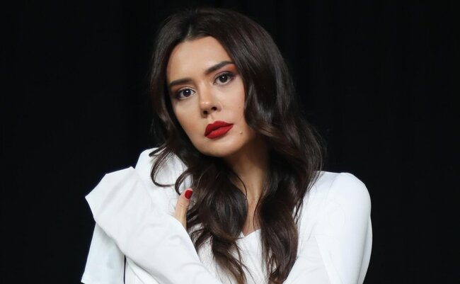 "Elə dərin yaralar qoyur ki, sağala bilmirsən"