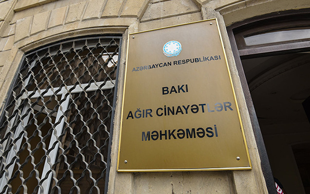 Bakıda adam bıçaqlamağa görə tutulan ərəb biznesmenin məhkəməsi başlayıb