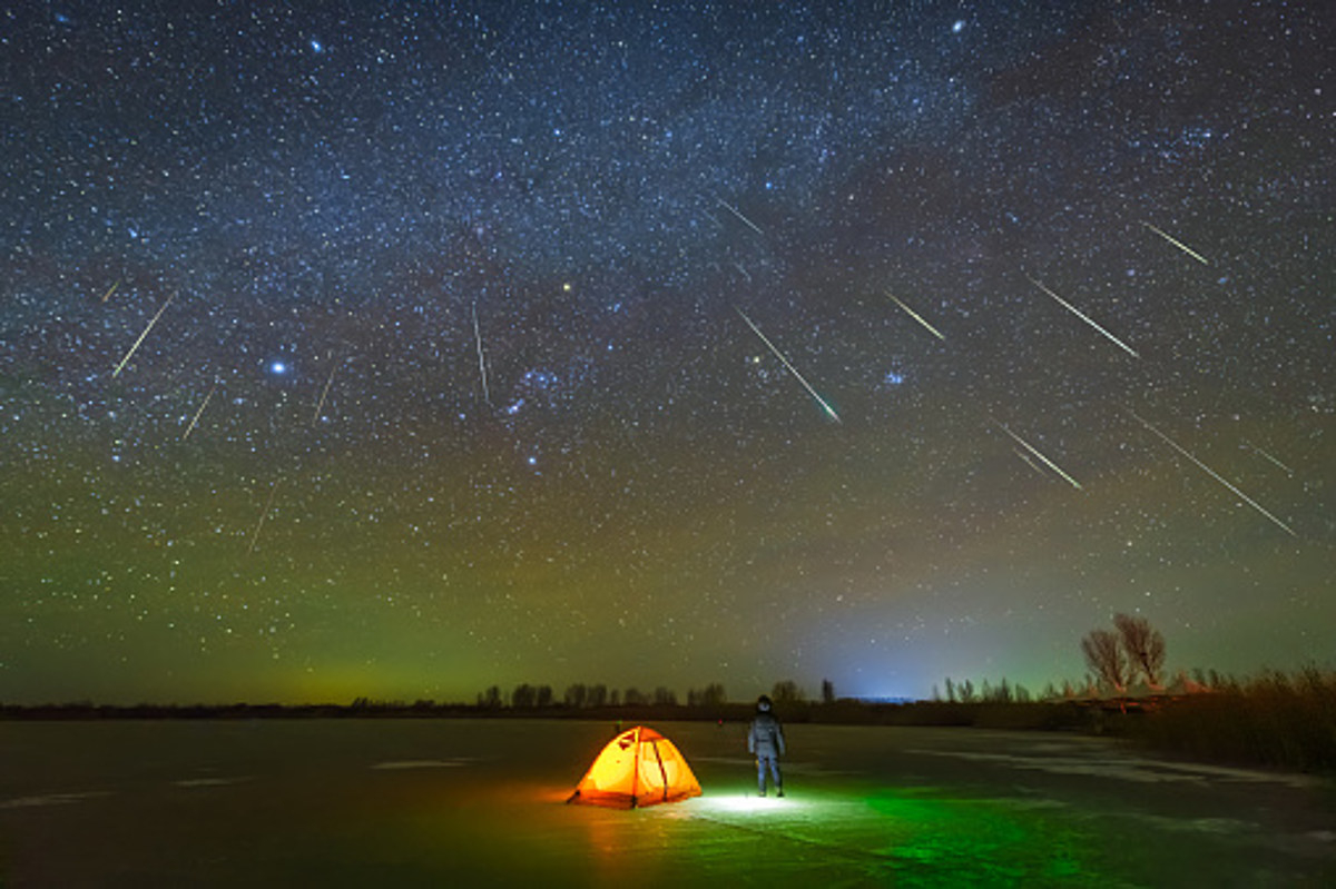 Bu gün Leonid meteor selinin piki başlayır