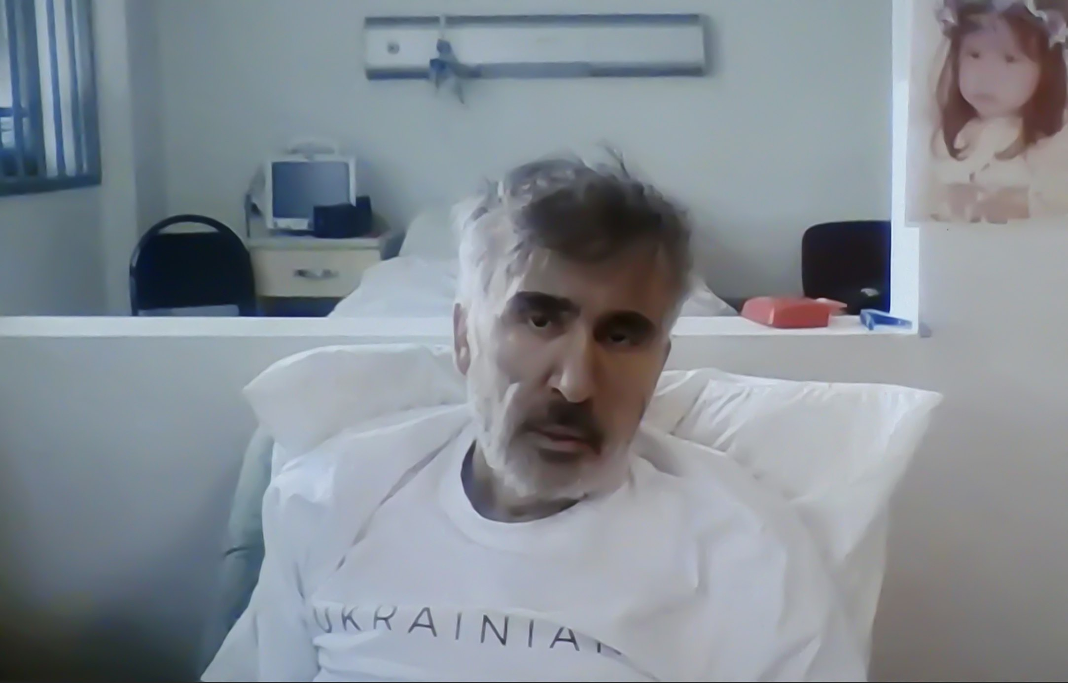 Mixail Saakaşvili Gürcüstan prezidentindən əfv istəyib - FOTO Mixail Saakaşvili Gürcüstan prezidentindən əfv istəyib - FOTO