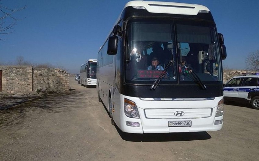 İndiyədək Qarabağa 639 avtobus reysi həyata keçirilib, 27 minə yaxın şəxs azad olunan əraziləri ziyarət edib İndiyədək Qarabağa 639 avtobus reysi həyata keçirilib, 27 minə yaxın şəxs azad olunan əraziləri ziyarət edib