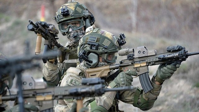 İraqın şimalında hava hücumu: 17 terrorçu hədəfi məhv edildi
