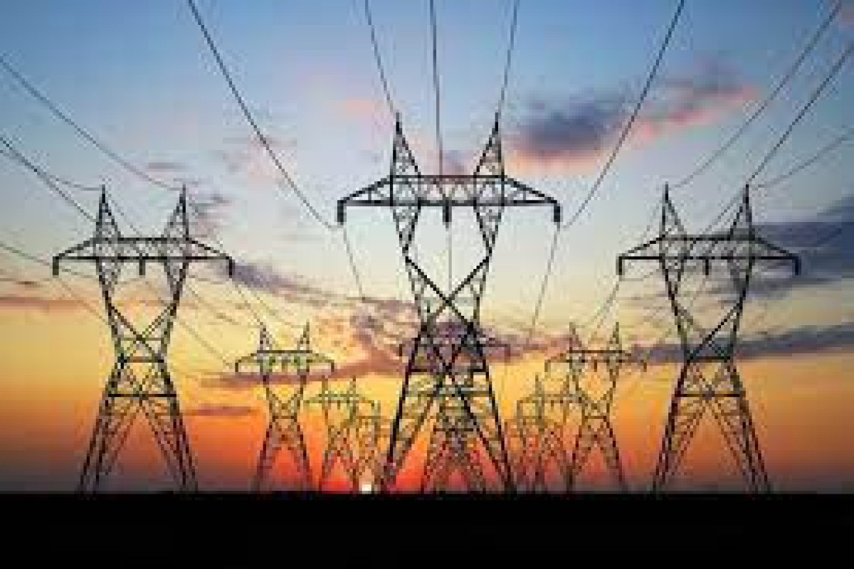 Rusiyada 1,9 milyona yaxın insan elektrik enerjisiz qalıb