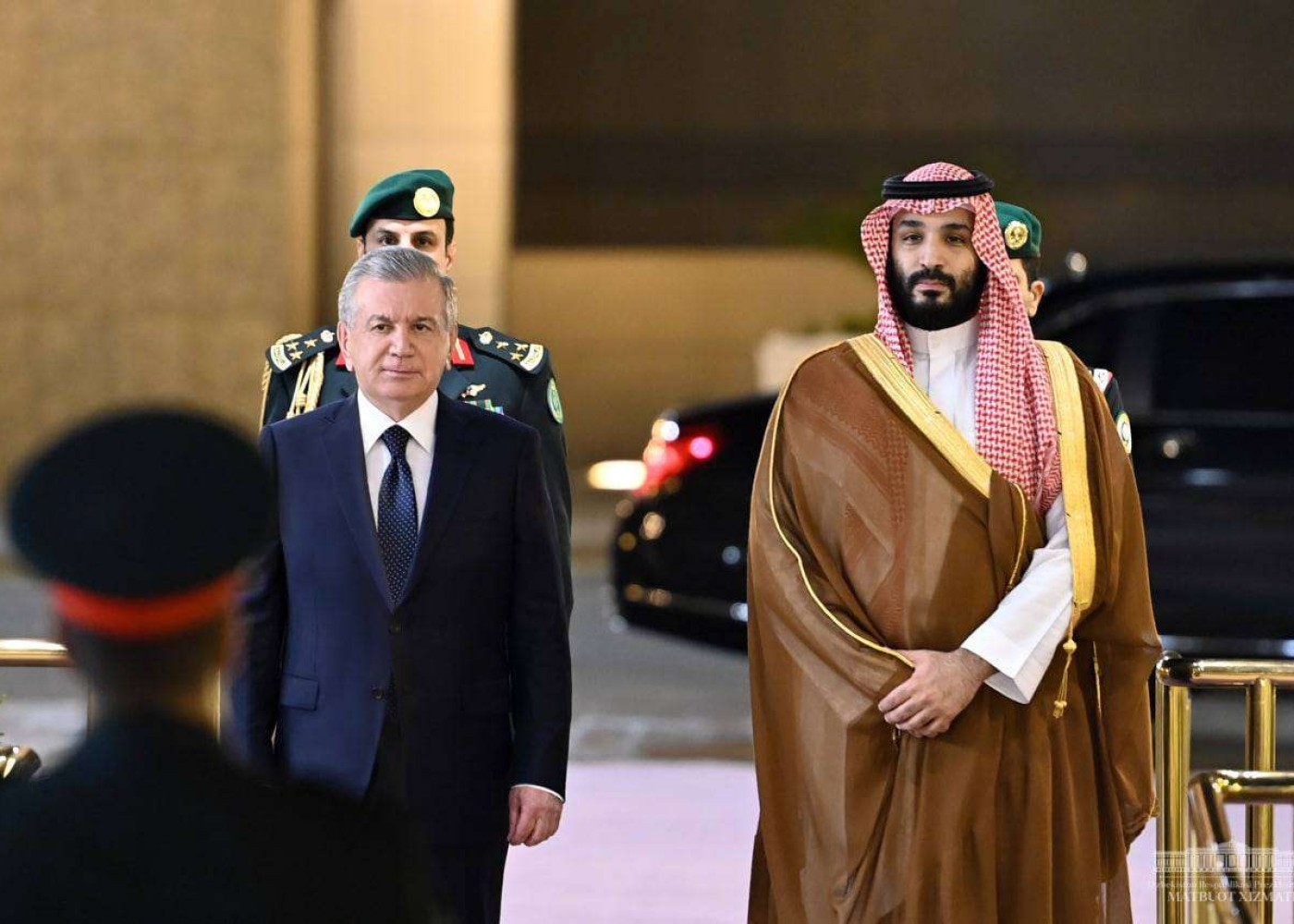 Özbəkistan prezidenti Ərəbistanda 12 milyardlıq müqavilə imzaladı