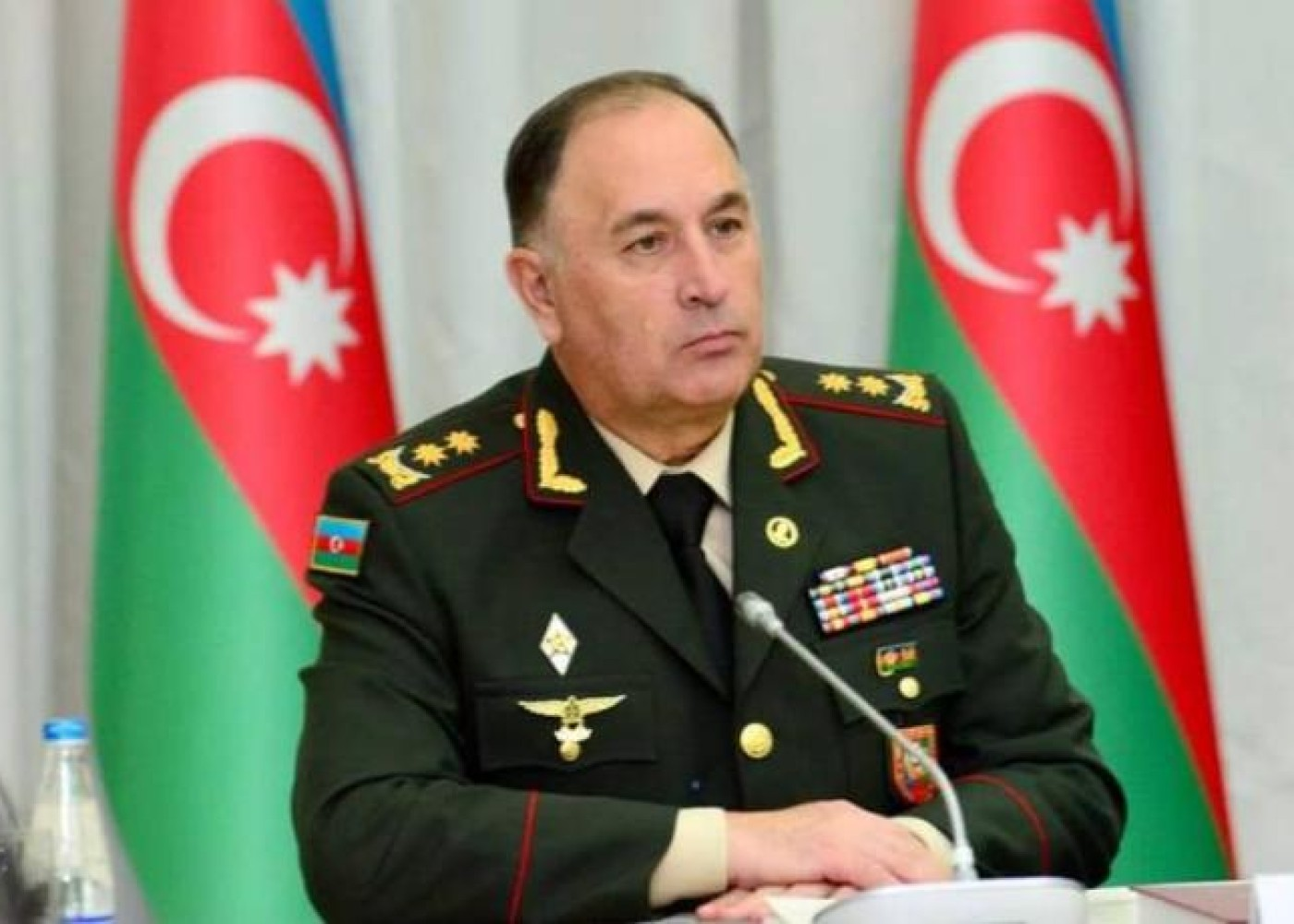 Baş Qərargah rəisi Ermənistanla sərhəddə getdi