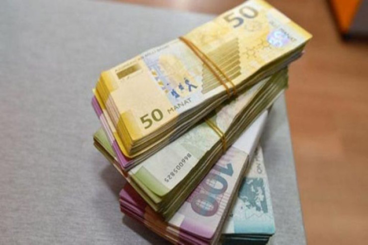Gəncə sakininin bank hesabındakı pulu oğurlandı