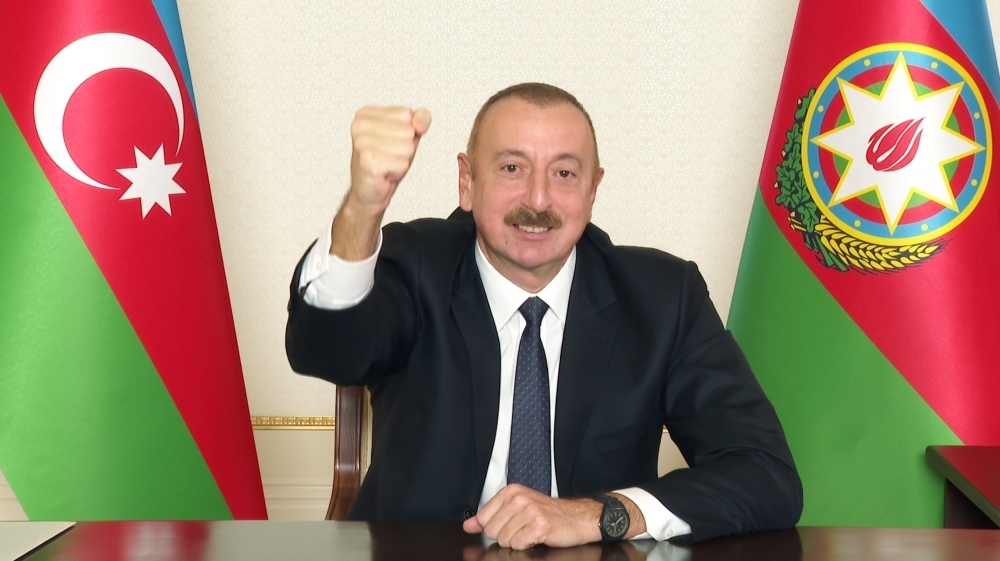 Ali Baş Komandan, cənab Prezidentimiz İlham Əliyevin Diasporamıza dəstəyi... - 44 günlük Qarabağ müharibəsində Fuad Muradov başda olmaqla Diasporamız sözün həqiqi mənasında döyüşdü…