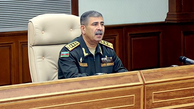 Müdafiə Nazirliyinin Kollegiya iclası keçirildi