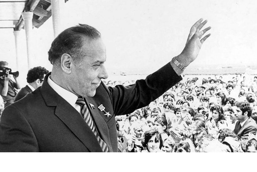 "Dövlət quruculuğu prosesi ulu öndər Heydər Əliyevin adı ilə bağlıdır" - RƏY
